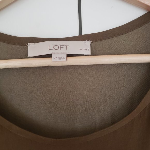 Loft Olive Green Silky Sleeveless Top - Size MP - Picture 5 of 9